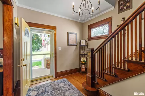 1808 13th St, Moline, IL 61265 photo 4