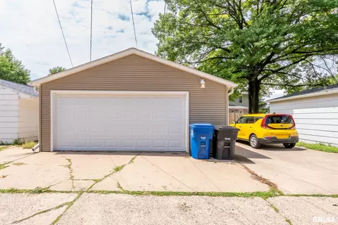 1808 13th St, Moline, IL 61265 photo 35