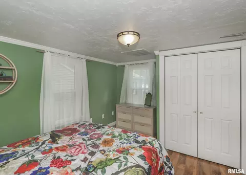 2702 47th St, Moline, IL 61265 photo 15