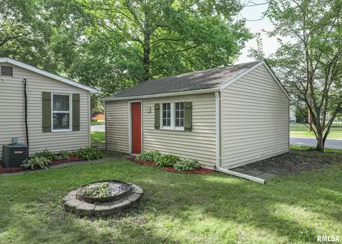 2702 47th St, Moline, IL 61265 photo 22