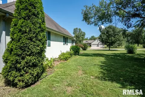 15 Timber Creek Dr, Herrin, IL 62948 photo 46