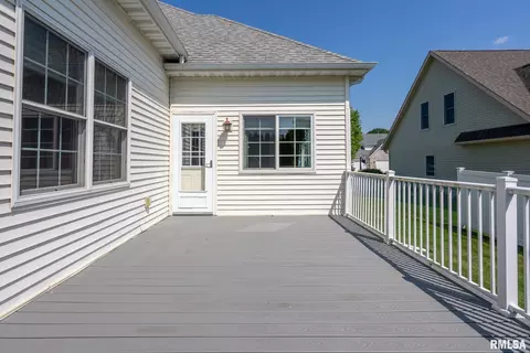 1003 W Spring St, Eldridge, IA 52748 photo 42