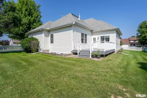 1003 W Spring St, Eldridge, IA 52748 photo 43