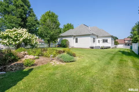 1003 W Spring St, Eldridge, IA 52748 photo 44