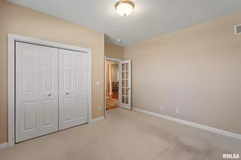 1003 W Spring St, Eldridge, IA 52748 photo 27