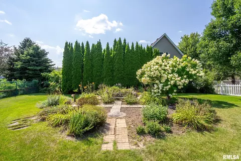 1003 W Spring St, Eldridge, IA 52748 photo 52