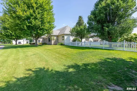 1003 W Spring St, Eldridge, IA 52748 photo 50