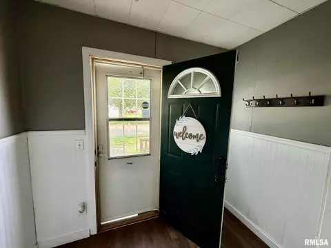 103 SE 2nd Ave, Galva, IL 61434 photo 13