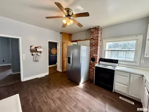 103 SE 2nd Ave, Galva, IL 61434 photo 25