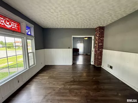 103 SE 2nd Ave, Galva, IL 61434 photo 21