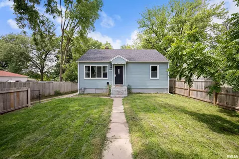 3416 9th St, Rock Island, IL 61201