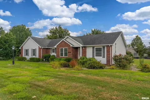 401 Bogie Dr, Herrin, IL 62948 photo 3