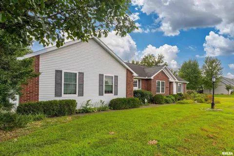 401 Bogie Dr, Herrin, IL 62948 photo 2