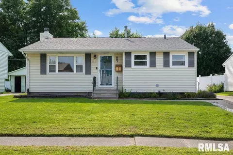 3431 3rd Street A, East Moline, IL 61244