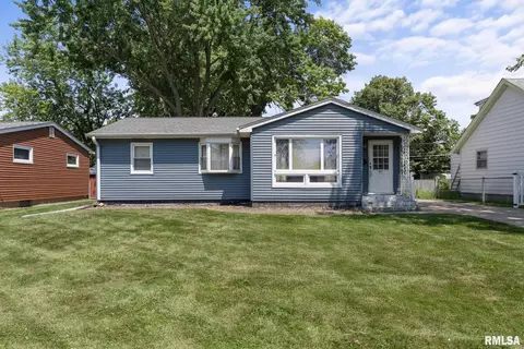 161 40th Ave, East Moline, IL 61244