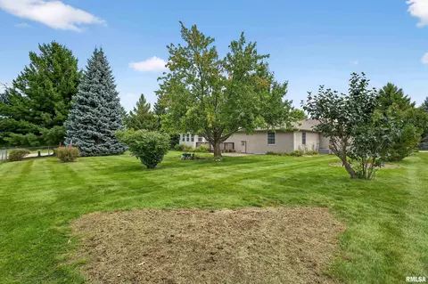 18 Dexter Blvd, Eldridge, IA 52748 photo 44
