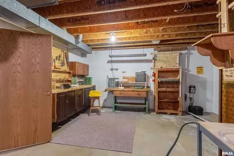 18 Dexter Blvd, Eldridge, IA 52748 photo 38