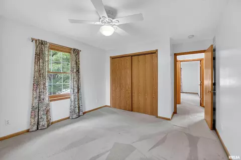 18 Dexter Blvd, Eldridge, IA 52748 photo 20