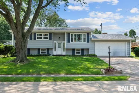 5018 N Harrison St, Davenport, IA 52806
