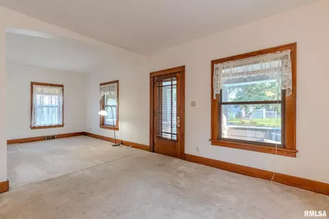 505 E 4th St, Rock Falls, IL 61071 photo 11