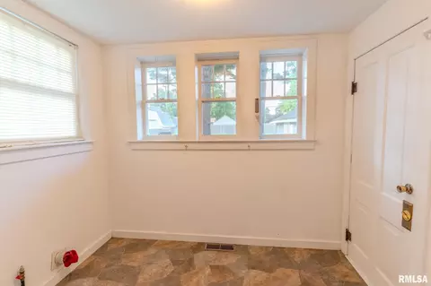 505 E 4th St, Rock Falls, IL 61071 photo 22