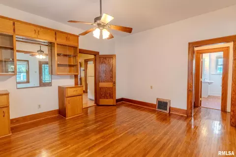 505 E 4th St, Rock Falls, IL 61071 photo 15