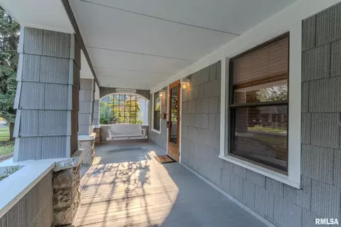 505 E 4th St, Rock Falls, IL 61071 photo 9