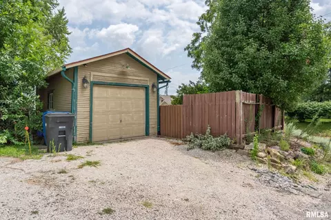 1631 16th St, Moline, IL 61265 photo 28