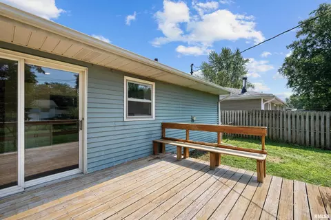 810 13th St, Silvis, IL 61282 photo 19
