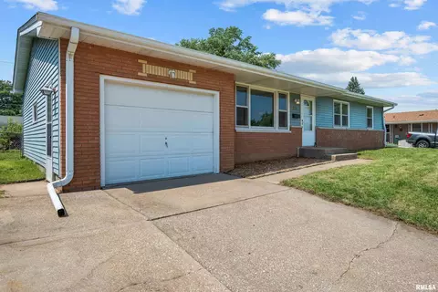 810 13th St, Silvis, IL 61282 photo 22