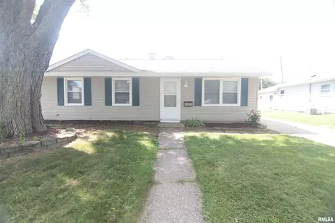 4521 11th Street Ct, East Moline, IL 61244