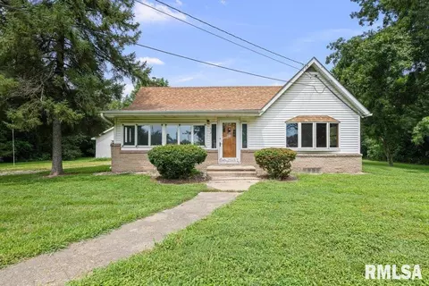 634 N Adams St, Kewanee, IL 61443