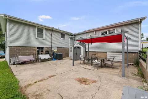 718 Harrison St, Kewanee, IL 61443 photo 33