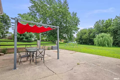 718 Harrison St, Kewanee, IL 61443 photo 35