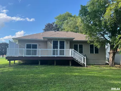211 E College St, Kewanee, IL 61443 photo 10