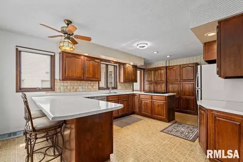4306 16th Ave, Moline, IL 61265 photo 8