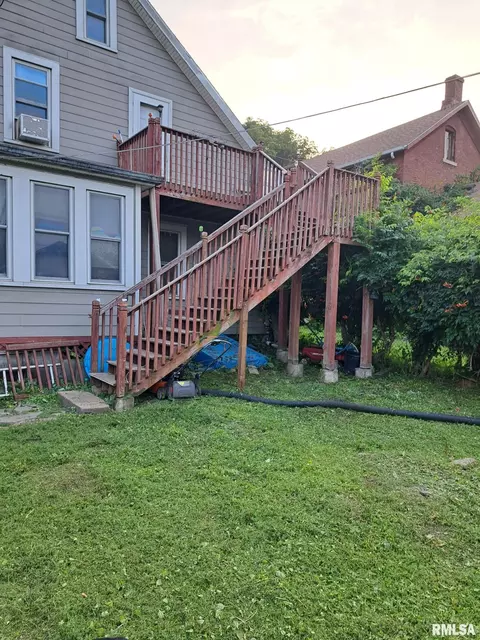 2764 Central Ave, Dubuque, IA 52001 photo 4