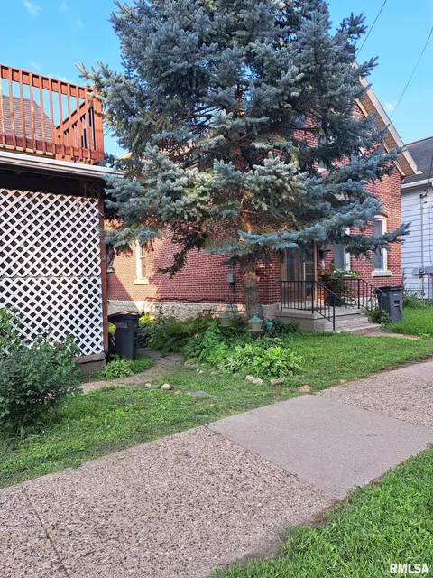 2764 Central Ave, Dubuque, IA 52001 photo 6