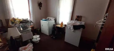 300 S 5th Ave, New Windsor, IL 61465 photo 16