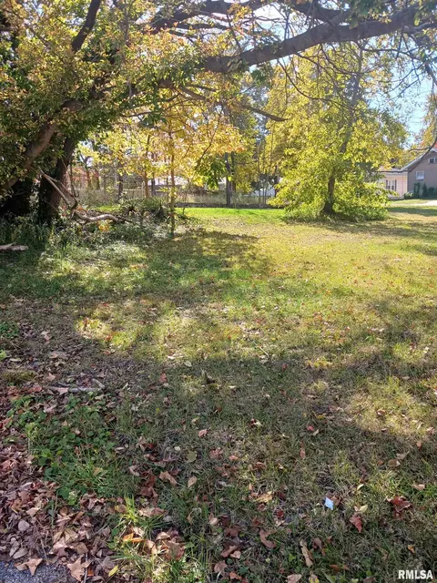 1420 Poplar St, Murphysboro, IL 62966