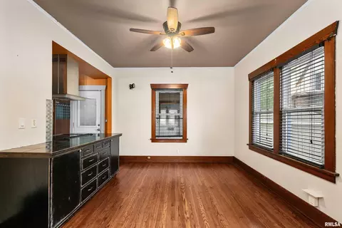 1909 8th St, Moline, IL 61265 photo 8