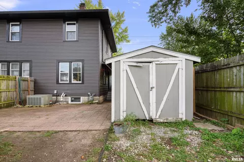 1909 8th St, Moline, IL 61265 photo 24