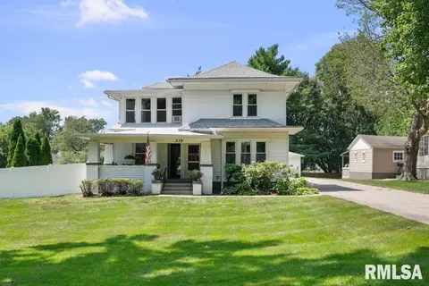 235 S Chestnut St, Kewanee, IL 61443