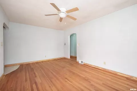 514 28th Ave, Moline, IL 61265 photo 6