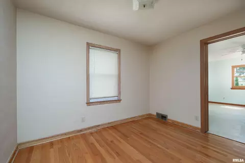 514 28th Ave, Moline, IL 61265 photo 18