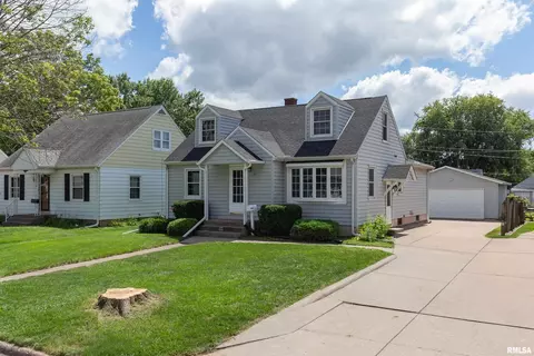 514 28th Ave, Moline, IL 61265 photo 2