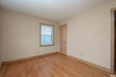 514 28th Ave, Moline, IL 61265 photo 22