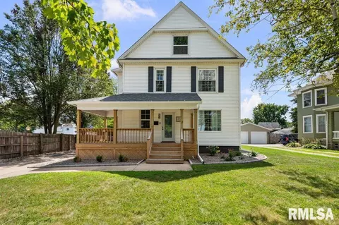 329 W Prospect St, Kewanee, IL 61443