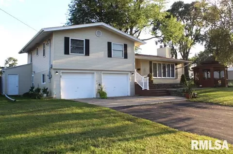 315 E Mcclure St, Kewanee, IL 61443