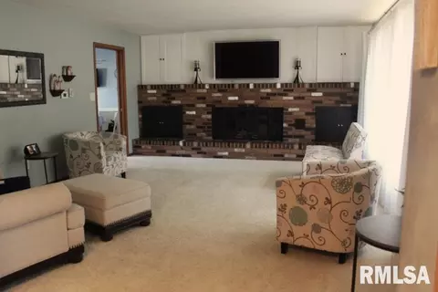 315 E Mcclure St, Kewanee, IL 61443 photo 24